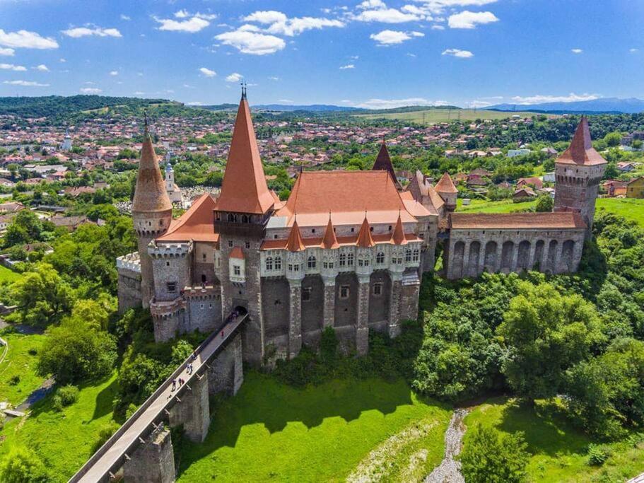 Happy Place :) Hunedoara Exterior foto